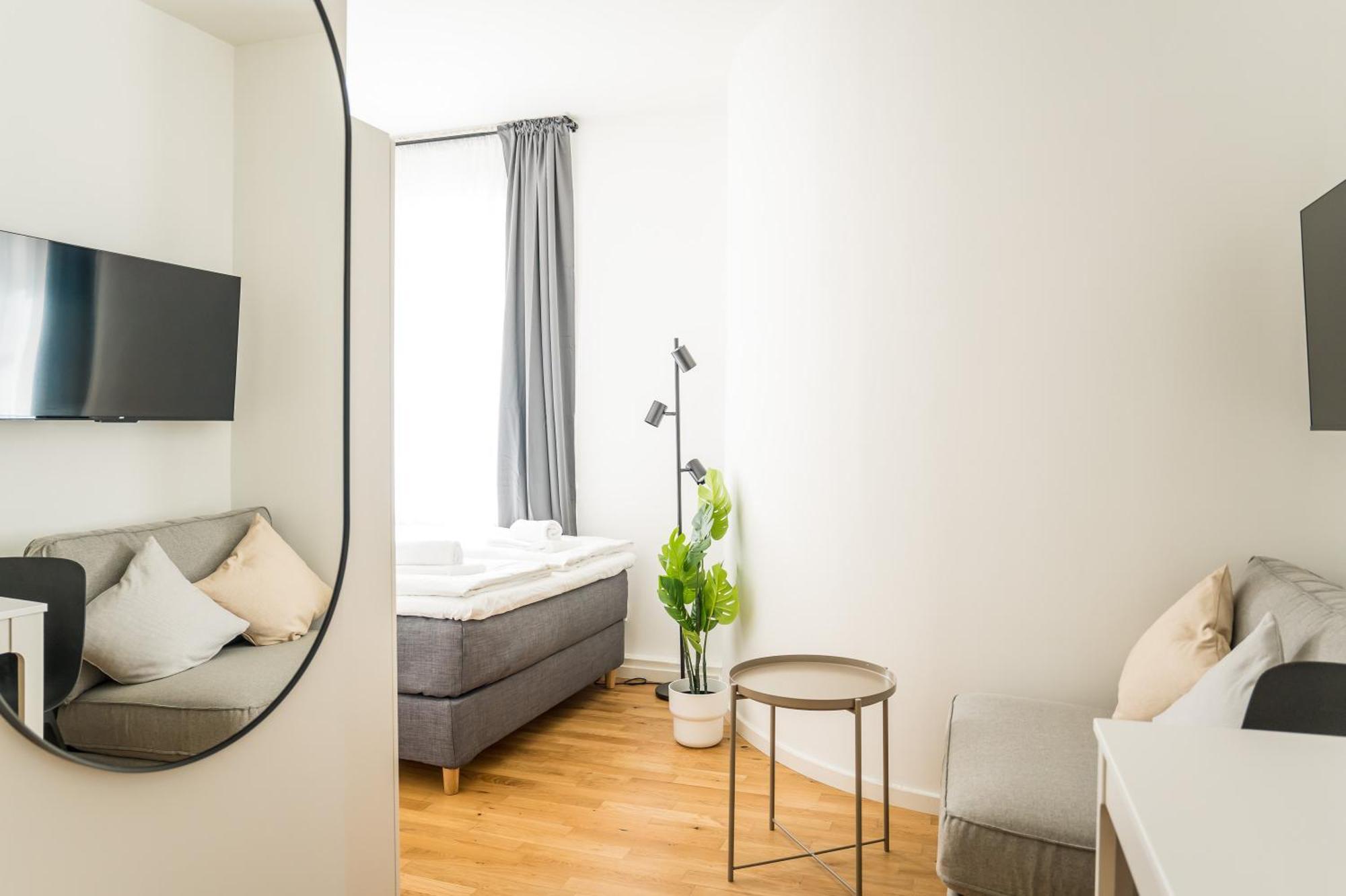 Homaris Apartments Schlueterstrasse Berlin Exterior photo